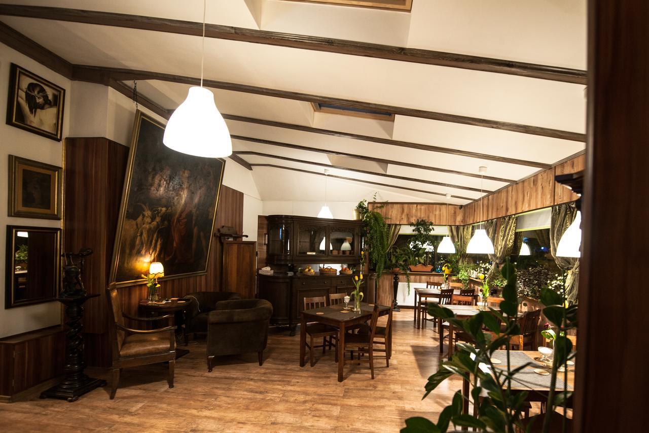 Hotel Villa Rezydent วรอตซวาฟ ภายนอก รูปภาพ