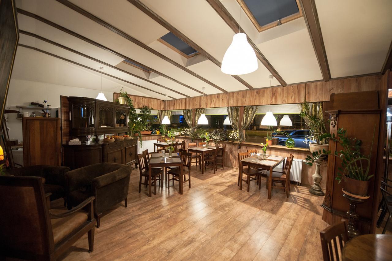 Hotel Villa Rezydent วรอตซวาฟ ภายนอก รูปภาพ