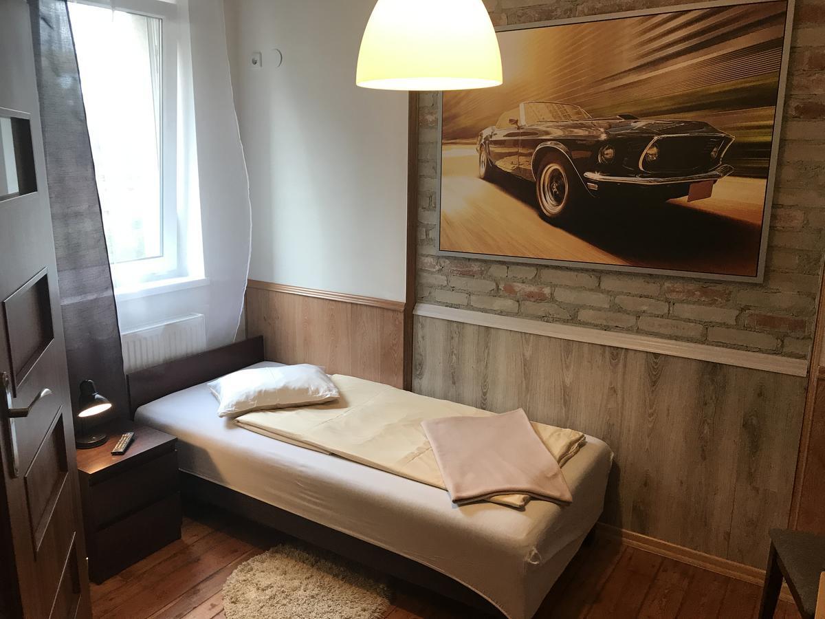 Hotel Villa Rezydent วรอตซวาฟ ภายนอก รูปภาพ